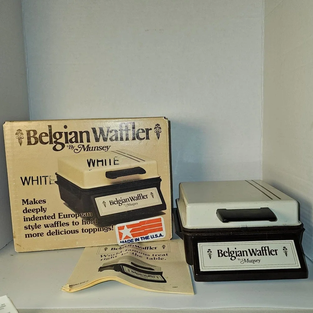 MCM Munsey Belgian Waffler Vintage‎ Electric Waffle Maker BW-2 White Made USA